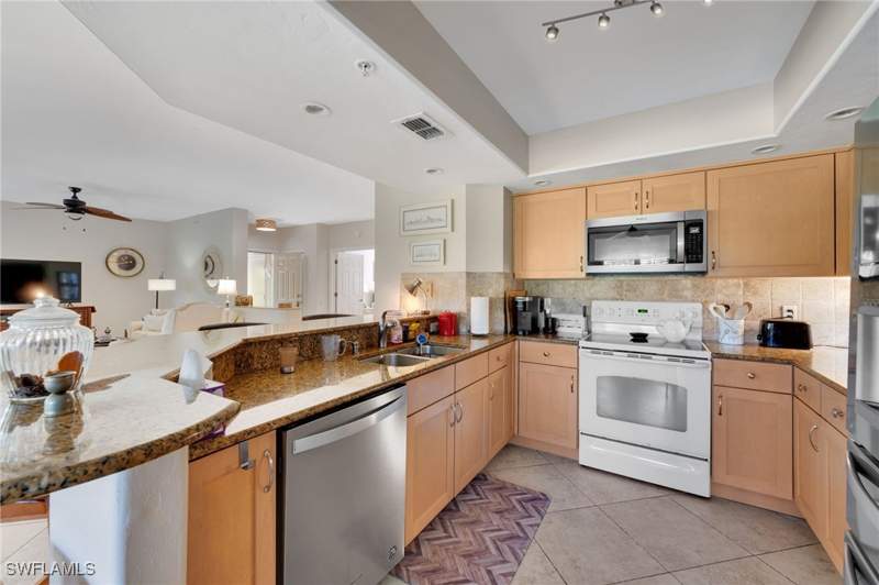 2 bedroom Condominium at 13201 Sherburne Cir 102, Wedgewood Sherburne, Bonita Springs — photo 5