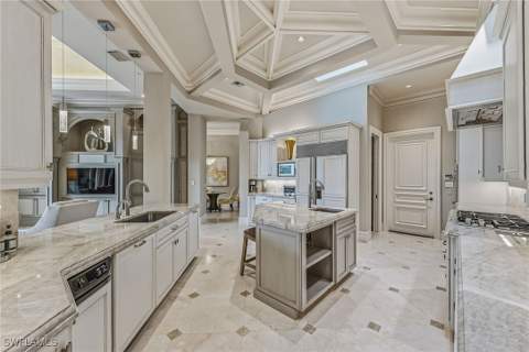 9960 Brassie Bend, Naples FL - photo 12 of 48