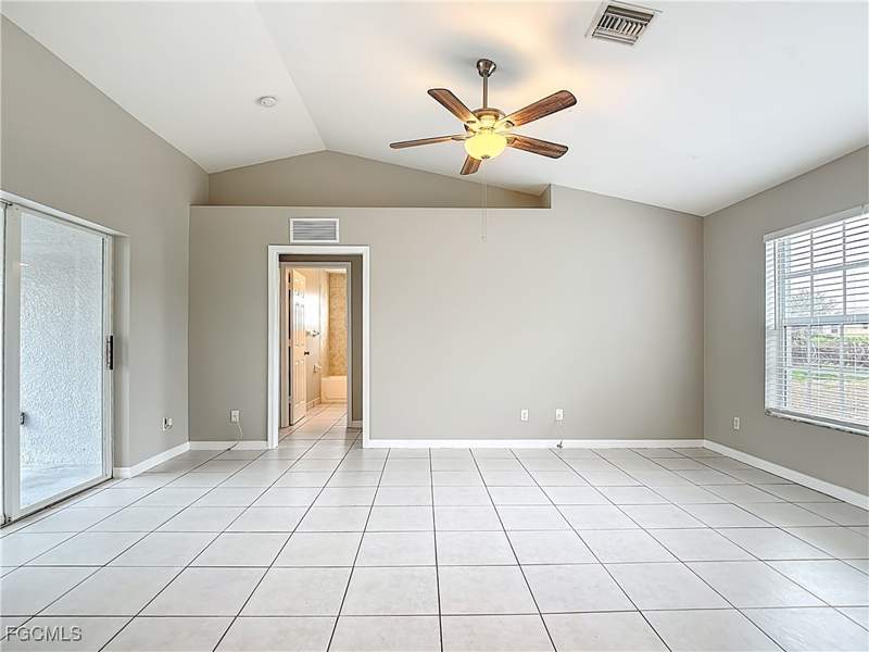 3 bedroom SingleFamilyResidence at 4034 29th St SW, Lehigh Acres, Lehigh Acres — photo 4