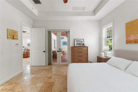 4778 Europa Dr, Naples FL - photo 15 of 37