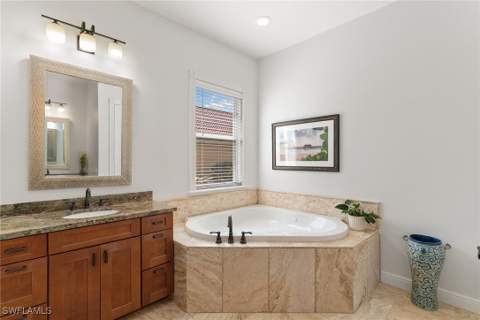 4778 Europa Dr, Naples FL - photo 17 of 37