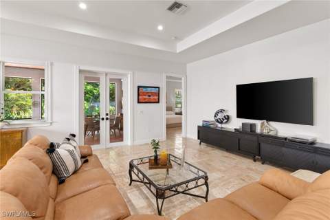 4778 Europa Dr, Naples FL - photo 6 of 37