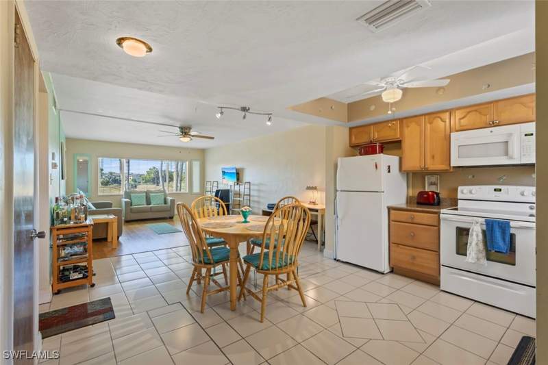 2 bedroom Condominium at 357 Joel Blvd 225, Golf View Apts Condominium, Lehigh Acres — photo 3