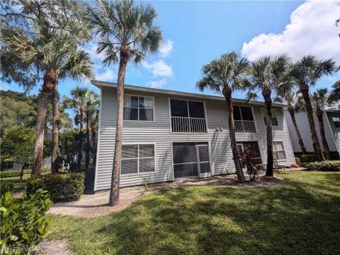 1915 Courtyard Way S G102, Naples FL - photo 11 of 16