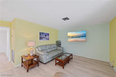 378 Palm Dr 4, Naples FL - photo 14 of 50