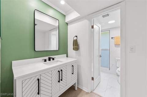378 Palm Dr 4, Naples FL - photo 19 of 50
