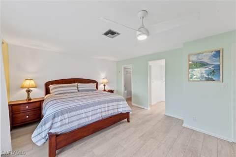 378 Palm Dr 4, Naples FL - photo 22 of 50