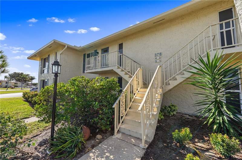 2 bedroom Condominium at 378 Palm Dr 4, Glades Country Club, Naples — photo 3