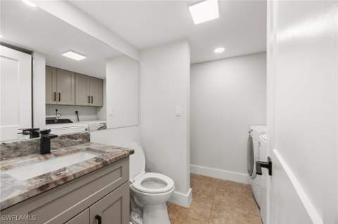 1569 Park Meadows Dr 2, Fort Myers FL - photo 18 of 26