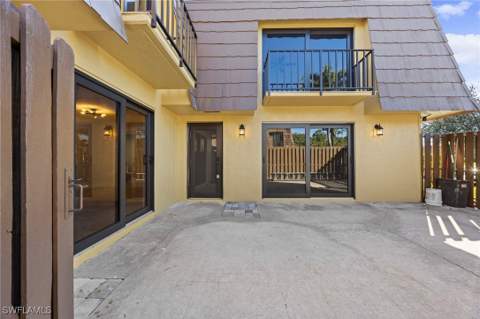 1569 Park Meadows Dr 2, Fort Myers FL - photo 23 of 26