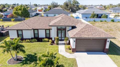 1114 NE 7th Ave, Cape Coral FL - photo 6 of 31