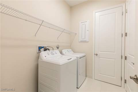 2691 Ridgecrest Pl, Naples FL - photo 8 of 27