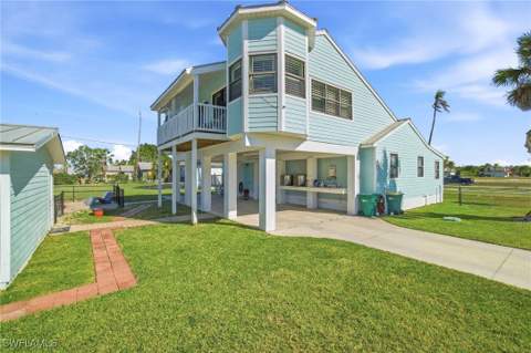 407 Copeland Ave N, Everglades City FL - photo 14 of 49