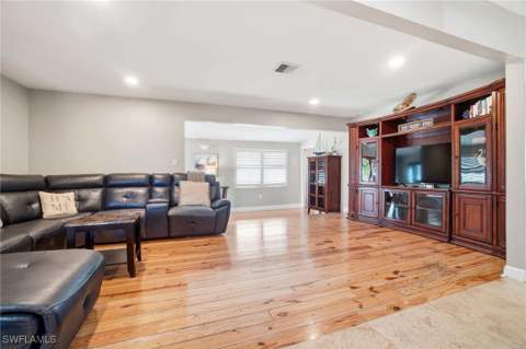 407 Copeland Ave N, Everglades City FL - photo 21 of 49
