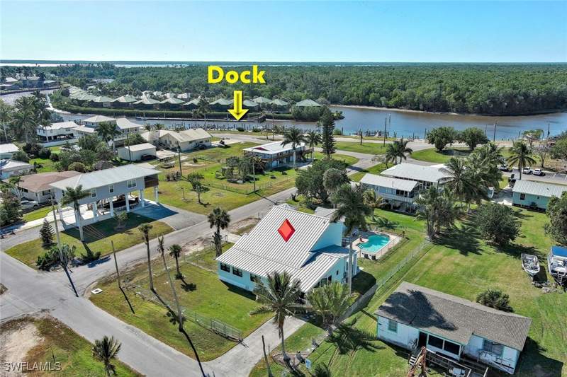 4 bedroom SingleFamilyResidence at 407 Copeland Ave N, Everglades City Club, Everglades City — photo 5