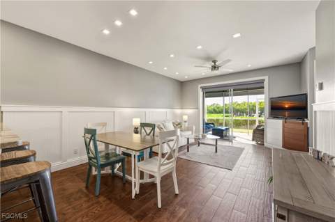 230 Newport Dr 602, Naples FL - photo 8 of 36