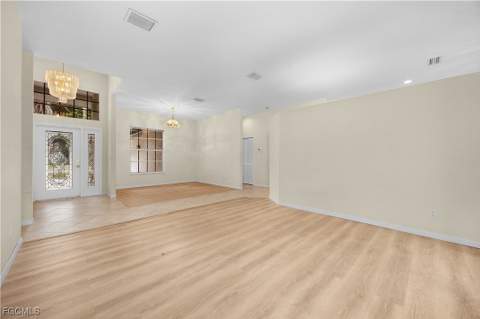 1580 Argyle Dr, Fort Myers FL - photo 13 of 46