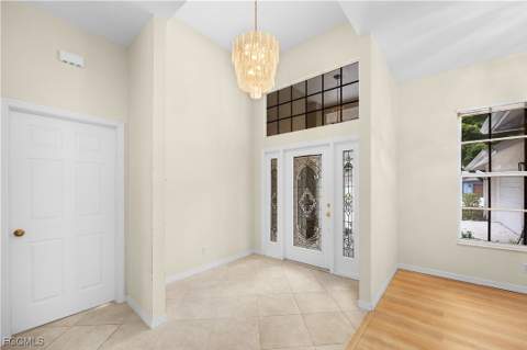 1580 Argyle Dr, Fort Myers FL - photo 15 of 46