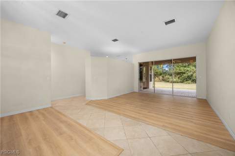 1580 Argyle Dr, Fort Myers FL - photo 16 of 46