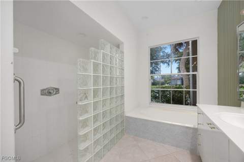 1580 Argyle Dr, Fort Myers FL - photo 23 of 46