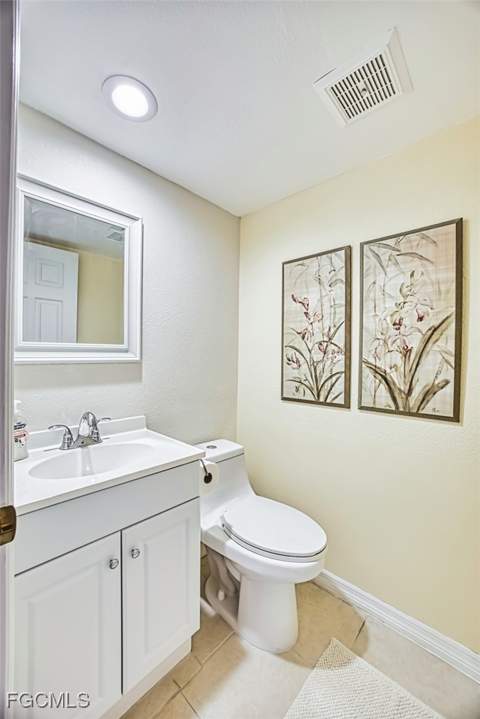1444 Park Shore Cir 3, Fort Myers FL - photo 20 of 30