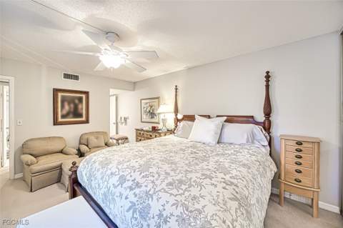 1444 Park Shore Cir 3, Fort Myers FL - photo 9 of 30
