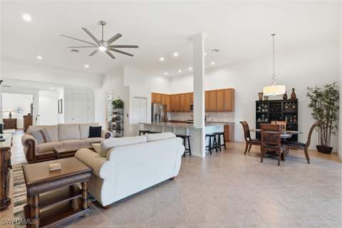 9340 Triana Ter 284, Fort Myers FL - photo 16 of 39
