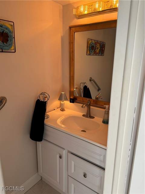 5773 Bass Cir, Fort Myers FL - photo 11 of 43