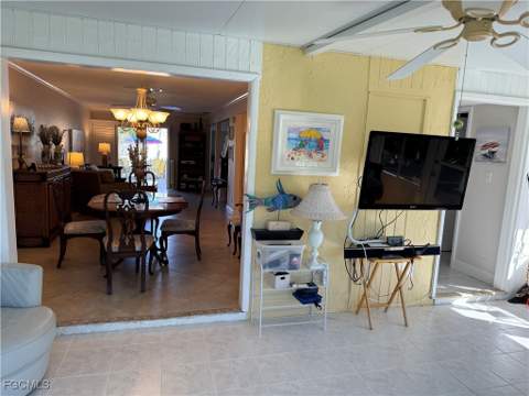 5773 Bass Cir, Fort Myers FL - photo 12 of 43