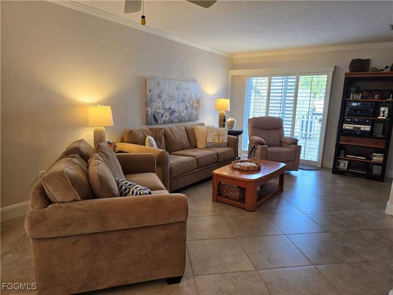 4 bedroom Townhouse at 5773 Bass Cir, Hidden Harbour One Condo, Fort Myers — photo 3