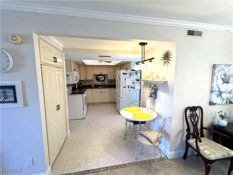5773 Bass Cir, Fort Myers FL - photo 6 of 43