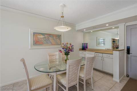 320 Seaview Ct 1409, Marco Island FL - photo 13 of 18