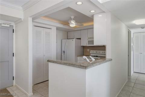 320 Seaview Ct 1409, Marco Island FL - photo 9 of 18