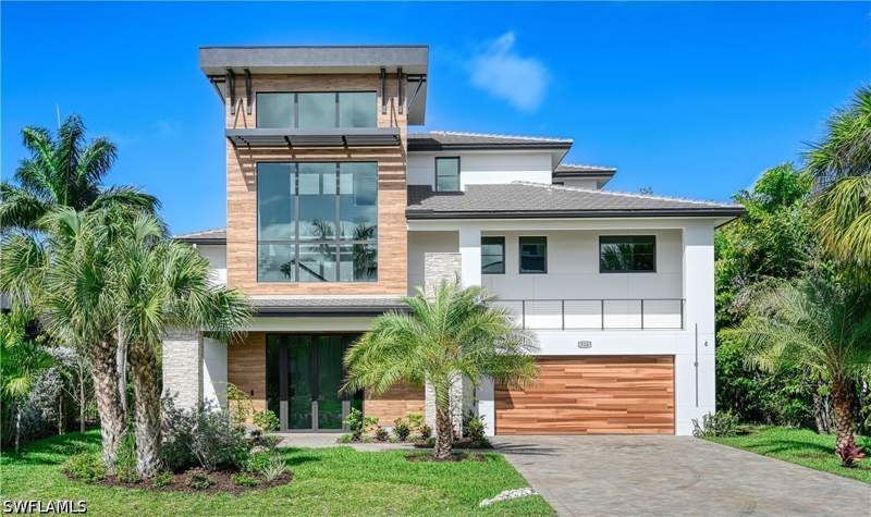 4 bedroom SingleFamilyResidence at 714 Hideaway Cir W, Hideaway Beach, Marco Island — photo 2