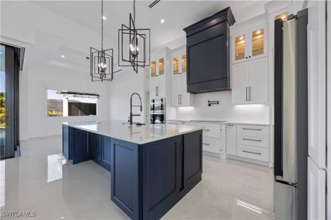 2507 Gleason Pkwy, Cape Coral FL - photo 14 of 50