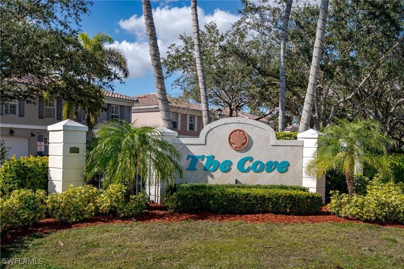 3 bedroom Townhouse at 5353 Cove Cir, The Cove, Naples — photo 2