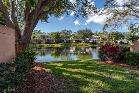 5353 Cove Cir, Naples FL - photo 9 of 42