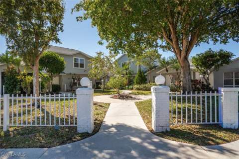 14474 Lakewood Trace Ct, Fort Myers FL - photo 6 of 34