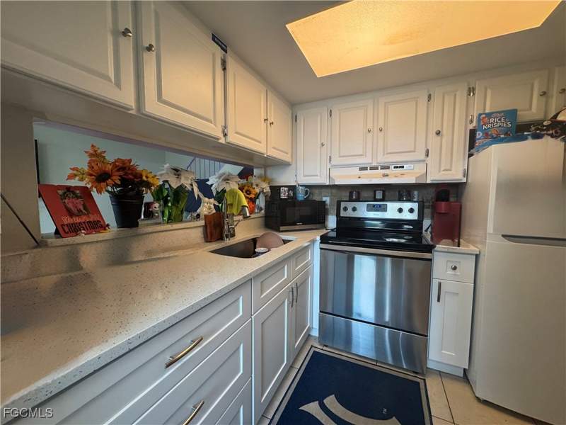 2 bedroom Condominium at 3375 New South Province Blvd 3, Provincetown, Fort Myers — photo 5