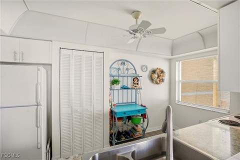 4421 Bay Beach Ln 611, Fort Myers Beach FL - photo 11 of 50