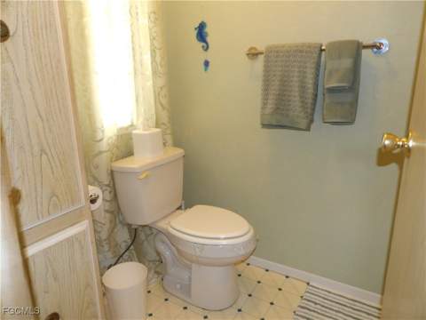 239 Shrub Ln N, North Fort Myers FL - photo 9 of 16