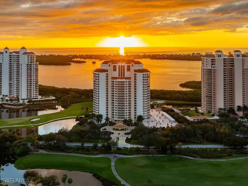 4 bedroom Condominium at 4751 Bonita Bay Blvd Ph201, Vistas At Bonita Bay, Bonita Springs — photo 2