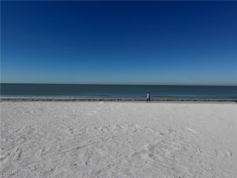 2 bedroom Condominium at 7390 Estero Blvd 403, Bermuda Dunes Condo, Fort Myers Beach — photo 2