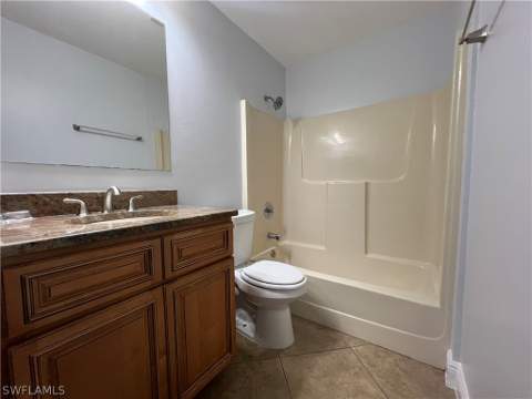 5270 Treetops Dr J201, Naples FL - photo 11 of 29