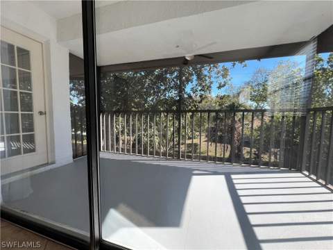 5270 Treetops Dr J201, Naples FL - photo 16 of 29