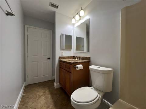 5270 Treetops Dr J201, Naples FL - photo 9 of 29