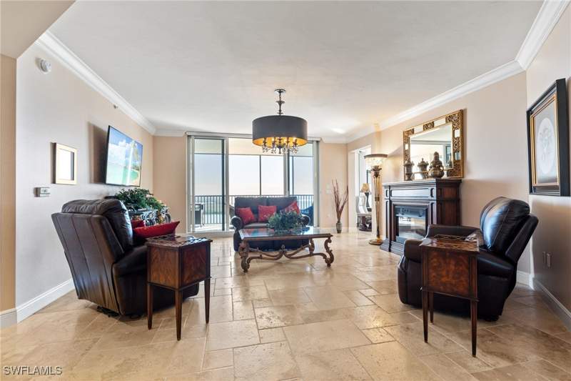 3 bedroom Condominium at 1060 Borghese Ln 1506, Aversana, Naples — photo 5