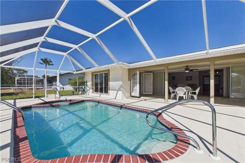 2306 SE 15th Ter, Cape Coral FL - photo 7 of 48