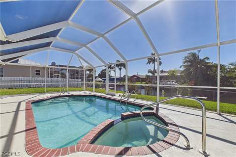 2306 SE 15th Ter, Cape Coral FL - photo 8 of 48