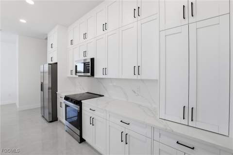 3204 Sunshine Blvd S, Lehigh Acres FL - photo 24 of 42